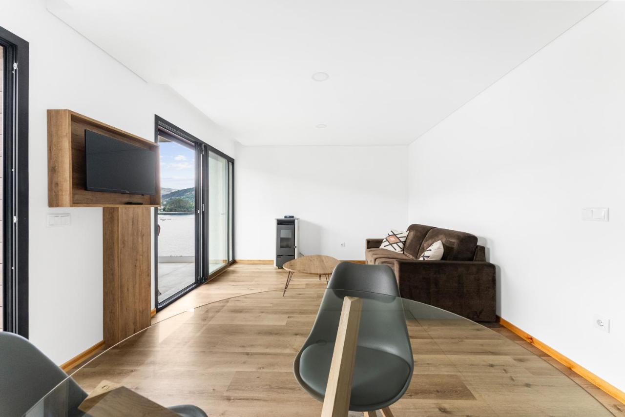 Geres Villas Bagian luar foto