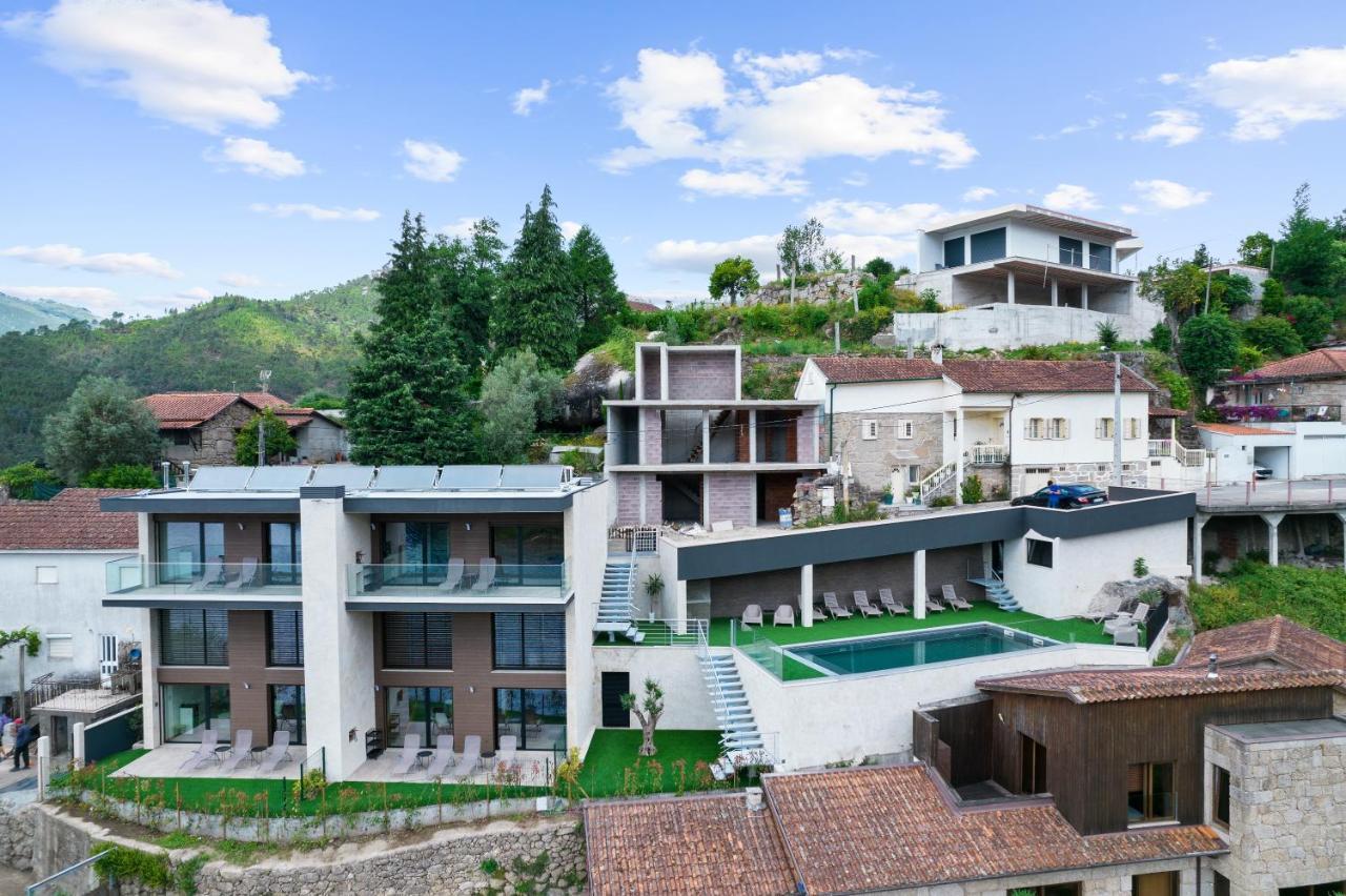 Geres Villas Bagian luar foto