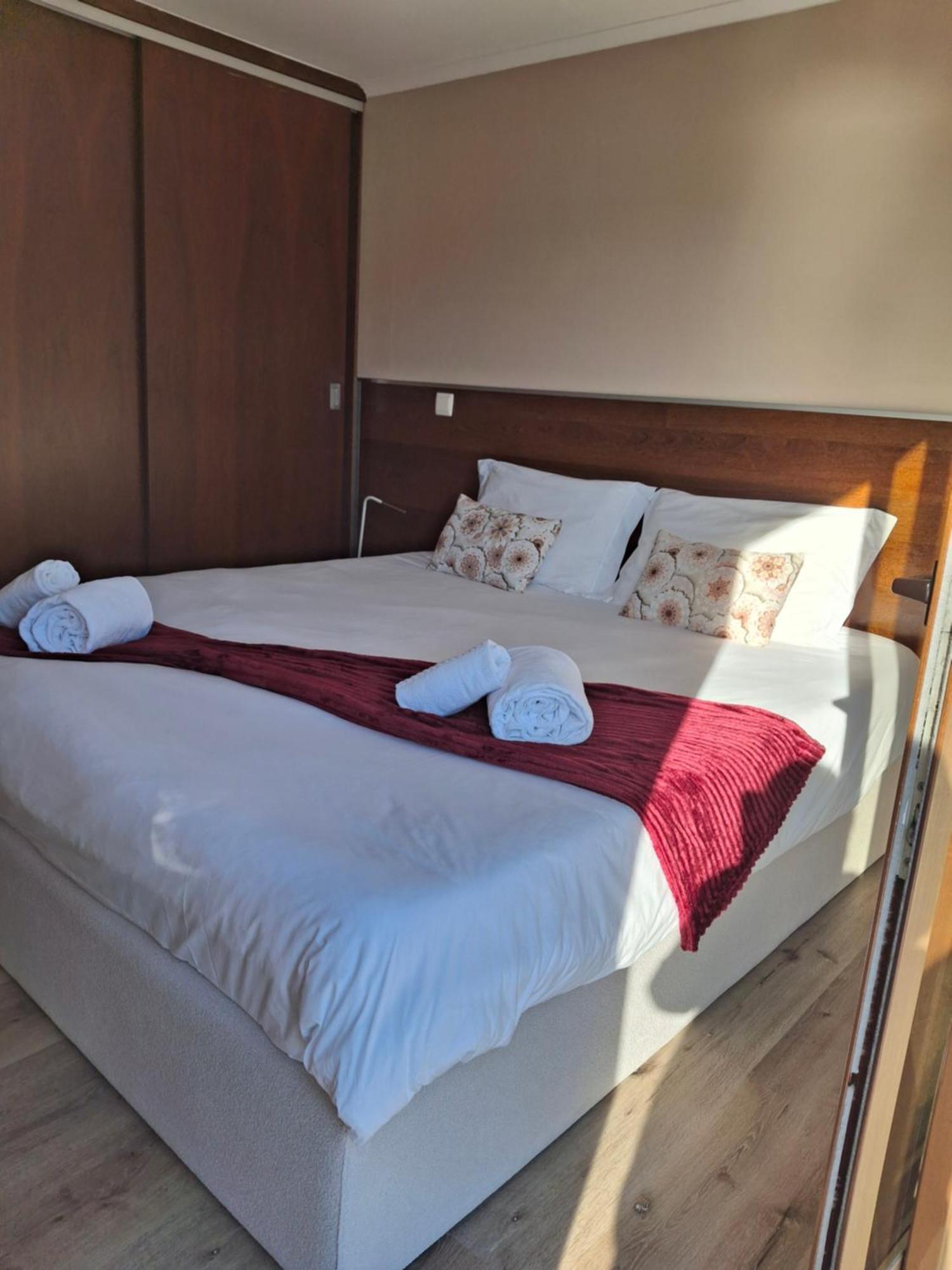 Geres Villas Bagian luar foto